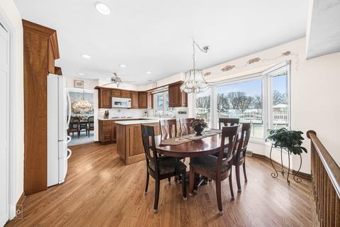 515 E Park Manor Ct, Elmhurst, IL 60126 photo 7