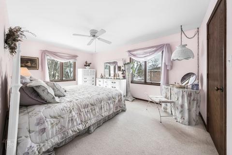 515 E Park Manor Ct, Elmhurst, IL 60126 photo 13