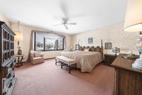 515 E Park Manor Ct, Elmhurst, IL 60126 photo 10
