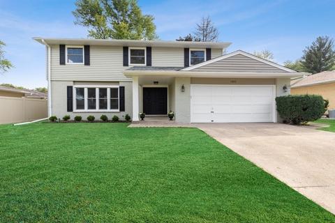 1803 E Maya Ln, Mount Prospect, IL 60056 photo 1