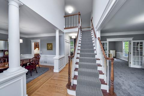 26 W438 Pinehurst Dr, Winfield, IL 60190 photo 3