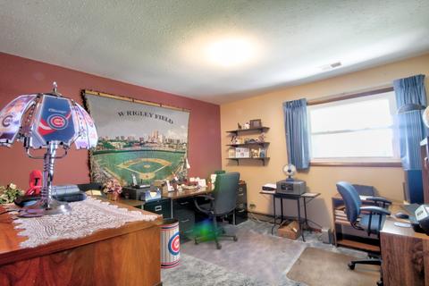 602 E Porter Ave, Watseka, IL 60970 photo 14