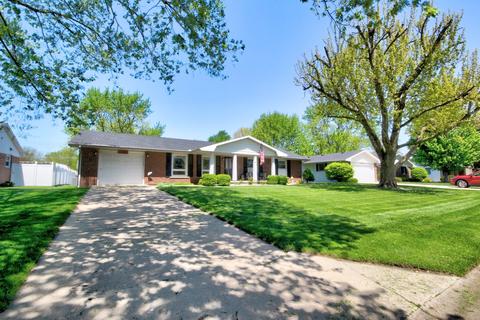 602 E Porter Ave, Watseka, IL 60970 photo 3