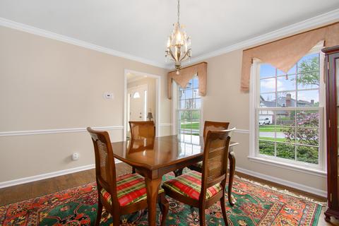 2232 Stonegate Ln, Wheaton, IL 60189 photo 7