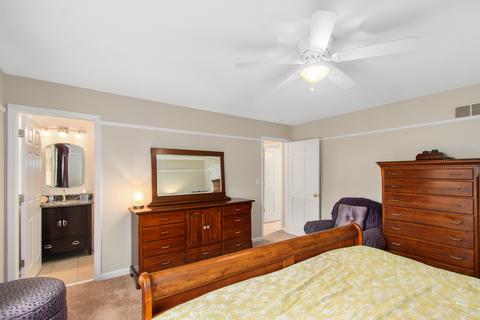 2232 Stonegate Ln, Wheaton, IL 60189 photo 21