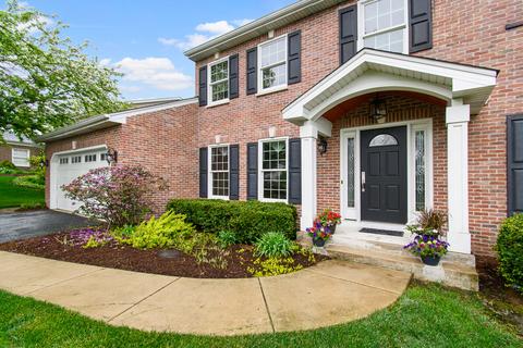 2232 Stonegate Ln, Wheaton, IL 60189 photo 3