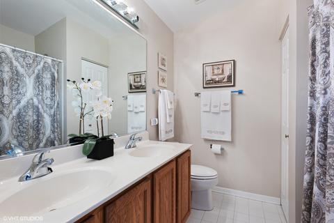 1291 Horseshoe Ln, Bartlett, IL 60103 photo 15