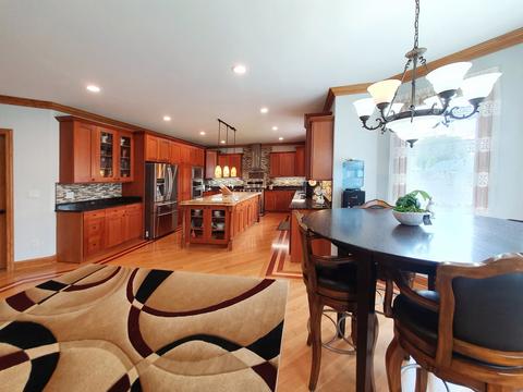 8258 Lorel Ave, Burbank, IL 60459 photo 7
