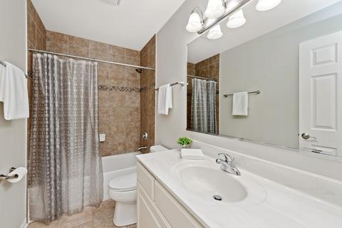 9206 Daniel Ln, Spring Grove, IL 60081 photo 12