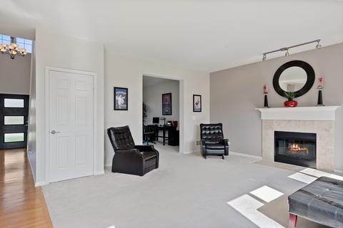 9206 Daniel Ln, Spring Grove, IL 60081 photo 2