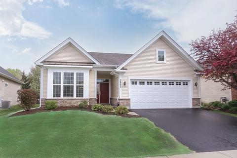 3892 Valhalla Dr, Elgin, IL 60124 photo 1