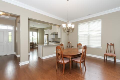 3892 Valhalla Dr, Elgin, IL 60124 photo 7