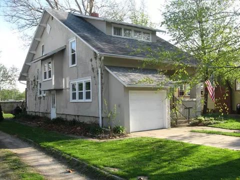 2812 5th St, Peru, IL 61354 photo 1