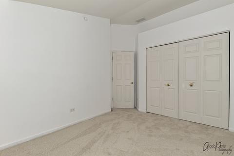 701 Prestwick Ln, Wheeling, IL 60090 photo 22