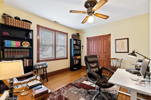 323 S Commonwealth Ave, Elgin, IL 60123 photo 8