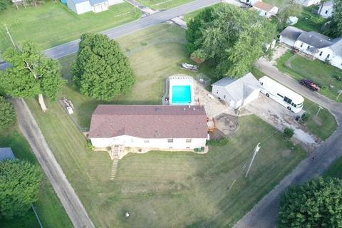 700 Chicago St, Dewitt, IL 61735 photo 22