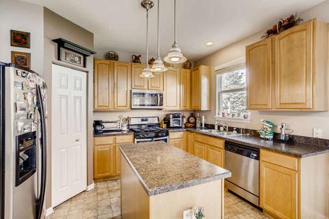 351 Victoria Ln, Elgin, IL 60124 photo 7