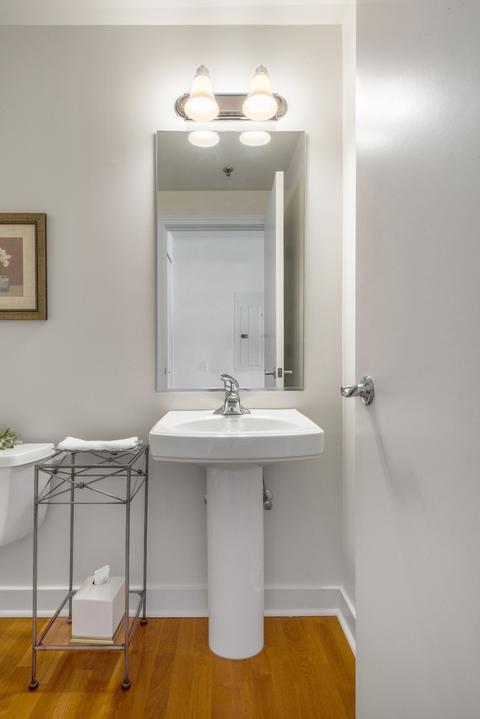 250 E Pearson St #1004, Chicago, IL 60611 photo 14