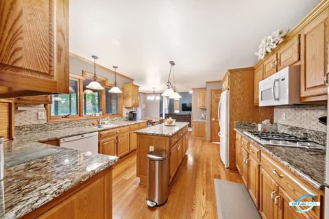 3645 N Chamlin Dr, Morris, IL 60450 photo 7