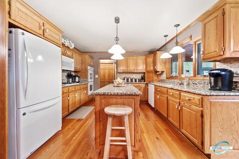 3645 N Chamlin Dr, Morris, IL 60450 photo 3