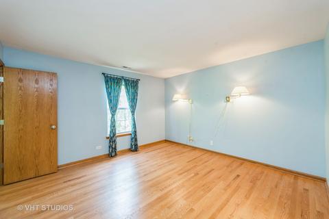 686 Arbor Cir, Lakemoor, IL 60051 photo 4