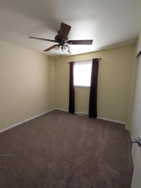 44 Devonshire Cir, Elgin, IL 60123 photo 23