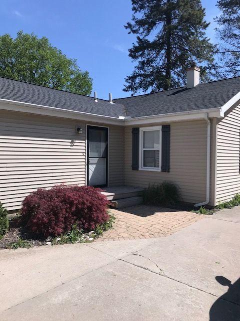 1003 S Linden St, Normal, IL 61761 photo 4