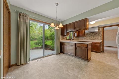 8124 S Park Ave, Burr Ridge, IL 60527 photo 7