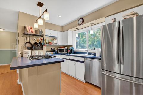 241 80th St, Willowbrook, IL 60527 photo 12