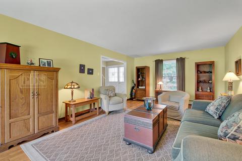 241 80th St, Willowbrook, IL 60527 photo 8