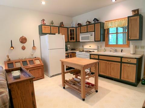 8 Valley Rd, Putnam, IL 61560 photo 4