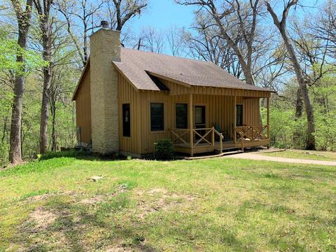 8 Valley Rd, Putnam, IL 61560 photo 1