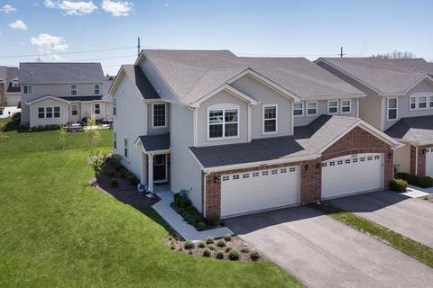 1121 Grayhawk Cir, Algonquin, IL 60102 photo 1