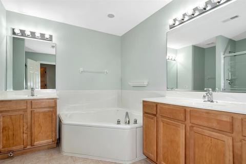 1254 Tamarack Dr, Bartlett, IL 60103 photo 15