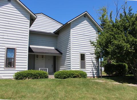 635 Chip Ct, Gurnee, IL 60031 photo 1