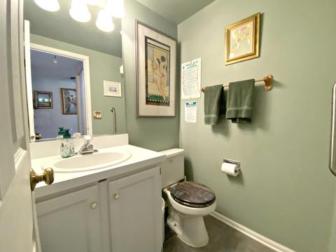 677 Bent Ridge Ln, Elgin, IL 60120 photo 13