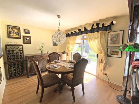 677 Bent Ridge Ln, Elgin, IL 60120 photo 5
