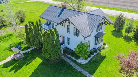 306 Central St, Dover, IL 61323 photo 1
