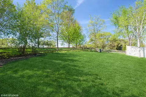 7255 Dada Dr, Gurnee, IL 60031 photo 23