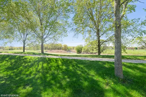 7255 Dada Dr, Gurnee, IL 60031 photo 25