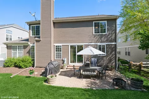 7255 Dada Dr, Gurnee, IL 60031 photo 22