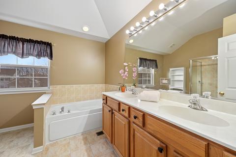 405 Plainview Dr, Bolingbrook, IL 60440 photo 19
