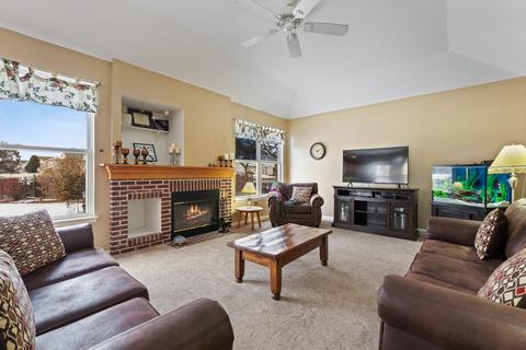405 Plainview Dr, Bolingbrook, IL 60440 photo 12