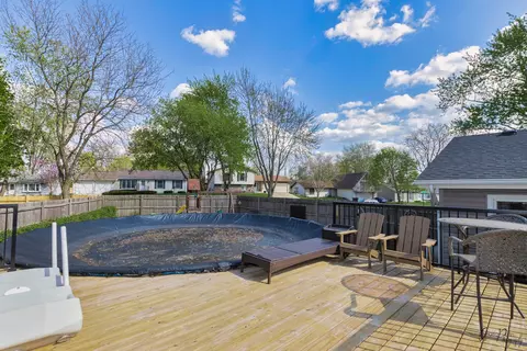 5008 Cambridge Dr, Mchenry, IL 60050 photo 24