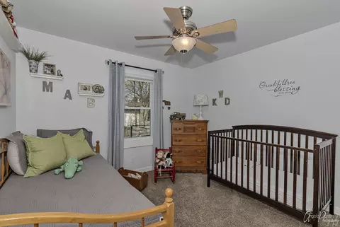 5008 Cambridge Dr, Mchenry, IL 60050 photo 16