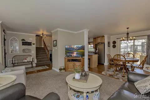 5008 Cambridge Dr, Mchenry, IL 60050 photo 5