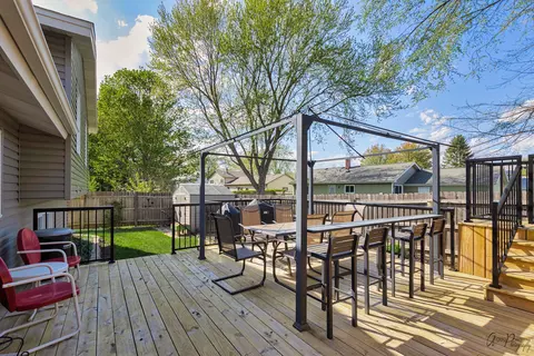 5008 Cambridge Dr, Mchenry, IL 60050 photo 22