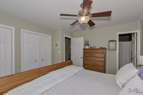 5008 Cambridge Dr, Mchenry, IL 60050 photo 12