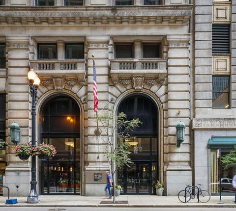 212 W Washington St #904, Chicago, IL 60606