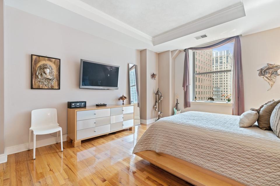  212 W Washington St #904, Chicago, IL 60606 photo 10